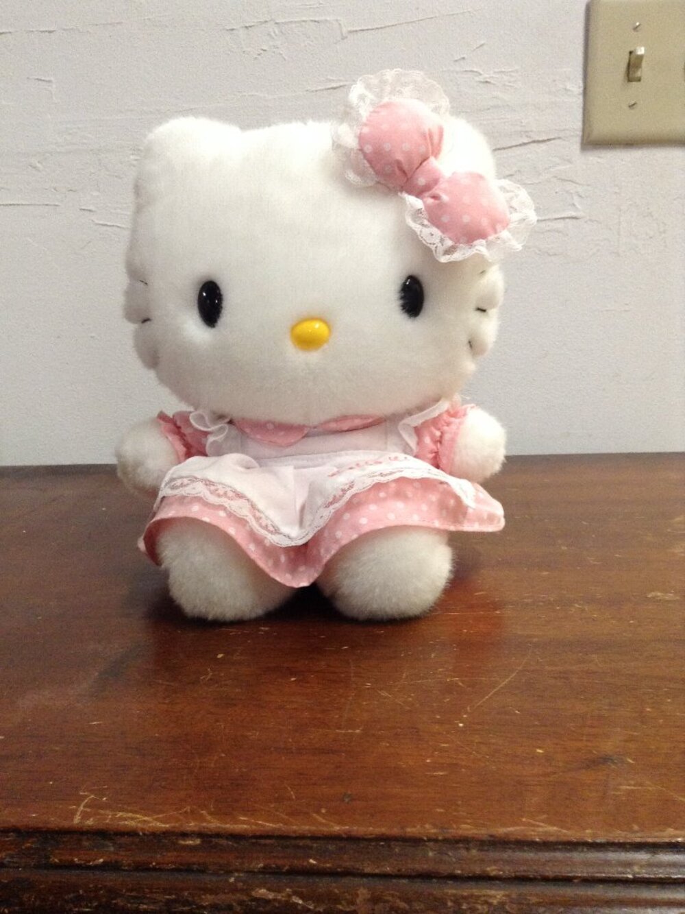 Near-Vintage 2007 Sanrio Hello Kitty stuffed animal Pinafore Maid's Uniform